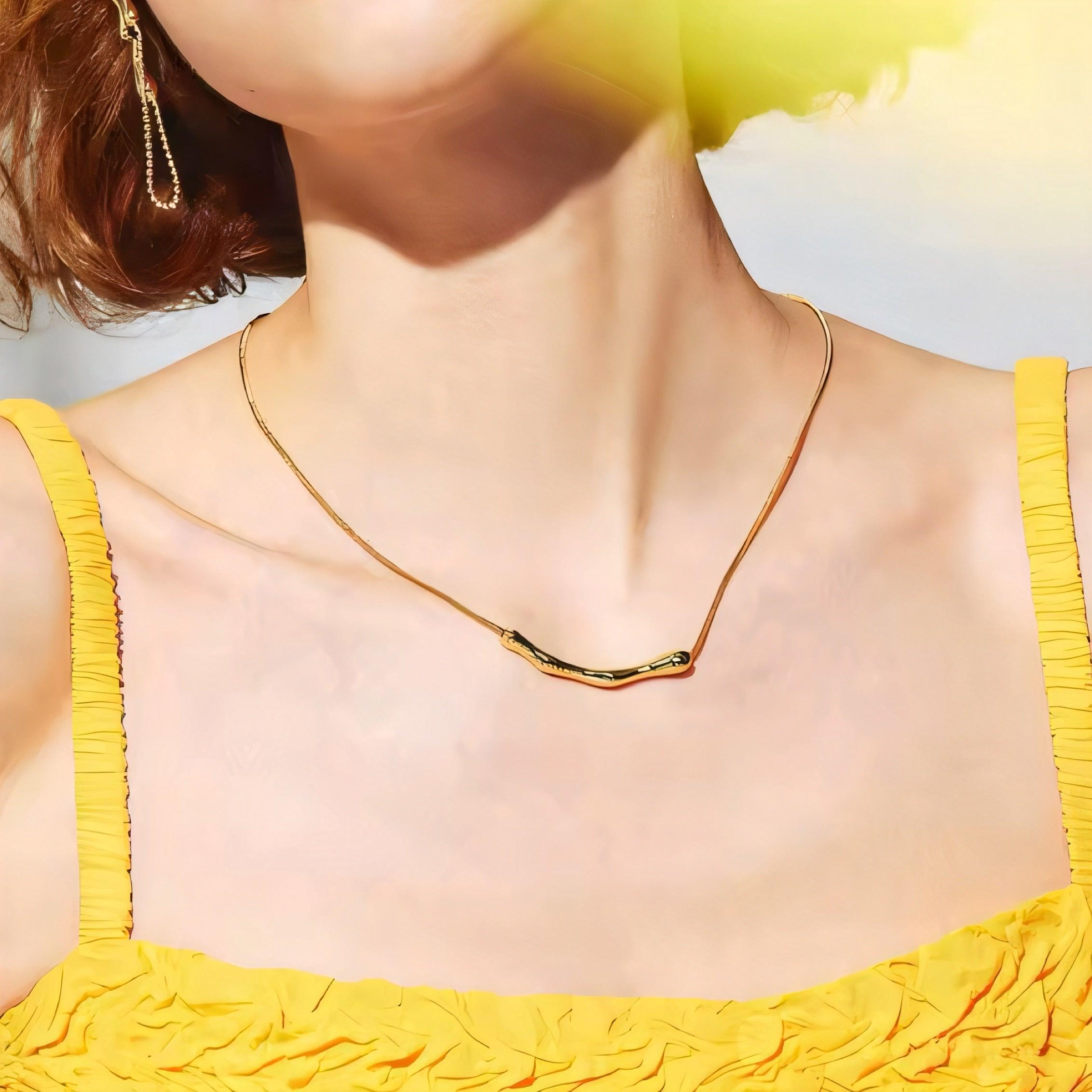 Serene Curve Necklace by Elysienne